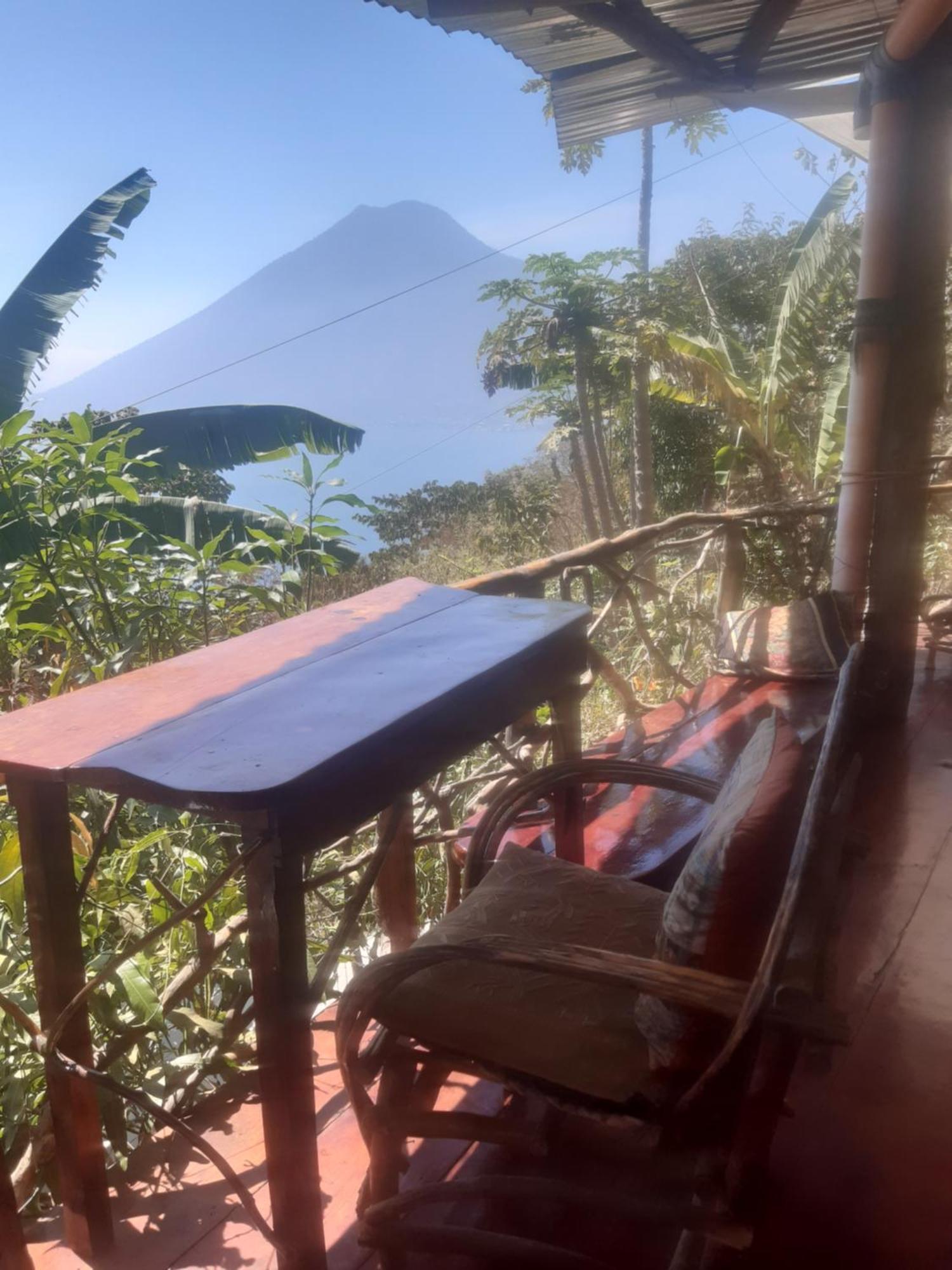 Gasthaus Earthship Atitlan San Marcos La Laguna Exterior foto